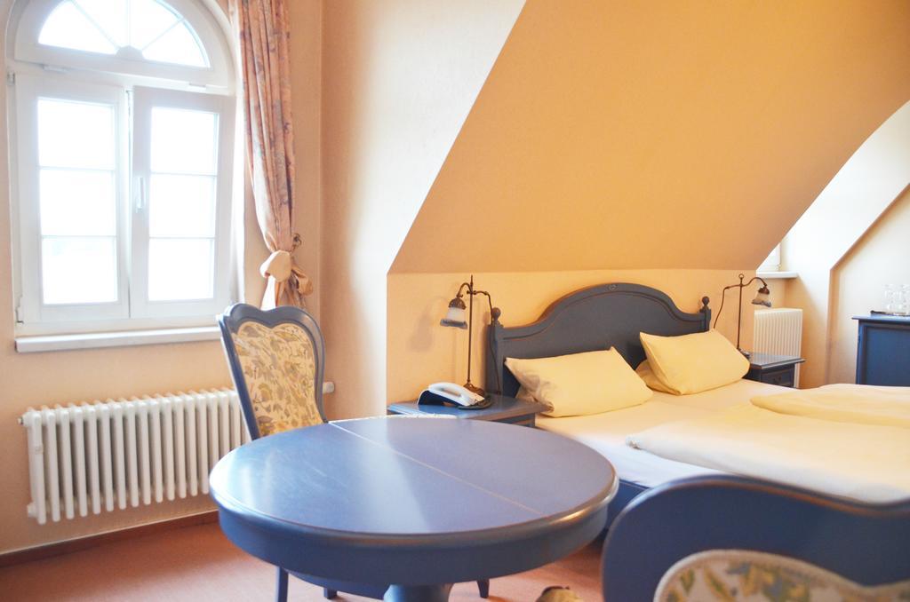 Hotel Alt-Karow Berlin Extérieur photo